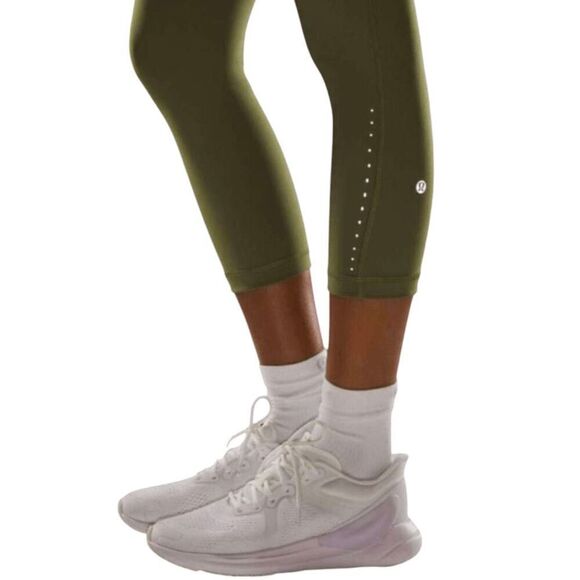 NWT LULULEMON ATHLETICA Swift Speed Hi-Rise Crop 'Full-On Luxtreme 21" Size 0 - Picture 5 of 7